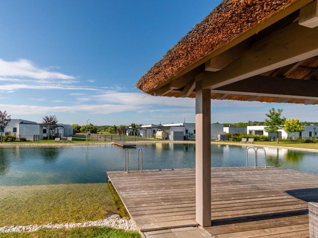 Apartment With Pool, Roof Terrace, Garden Zsira Экстерьер фото